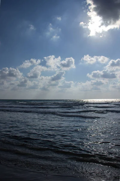 Beautiful Sea Landscape Waves Relief Air Clouds Sun Rays — Stock Photo, Image