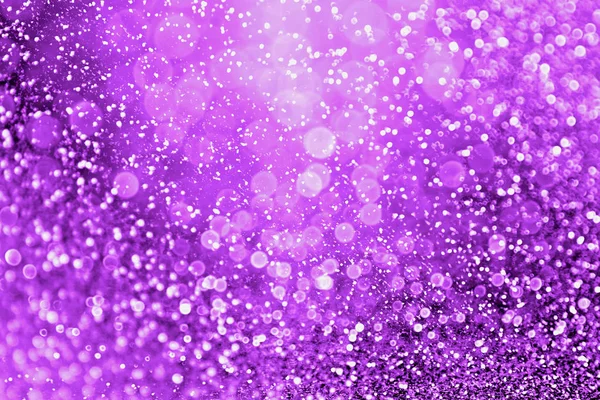 誕生日パーティーのための抽象的な紫のキラキラ輝き紙吹雪背景を招待 不気味なハロウィーン トリック御馳走テクスチャ マルディグラのガラ 女性夜女性ダンス 仮装カーニバルやクリスマス — ストック写真