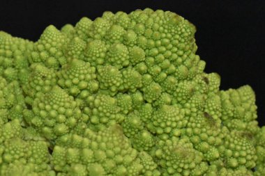 Taze yeşil karnabaharın yakın görüntüsü