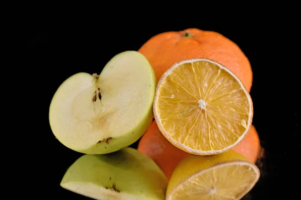 Conjunto Frutas Tropicais Exóticas Maduras Fundo Preto Conceito Comida Saudável — Fotografia de Stock