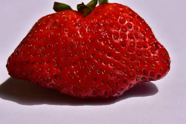 Sweet Delicious Strawberry Light Background Close View — Stock Photo, Image