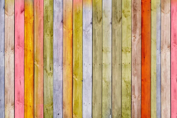La parete è realizzata in legno di pino multi-colore Board. Texture o sfondo — Foto Stock