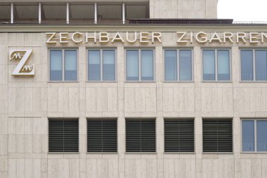 Zechbauer puro / puro satıcı Zechbauer puro dış cephe üzerinde logo Münih'te 30 Haziran 2018 üzerinde dükkan.                           