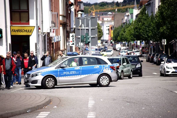 Gebruik Van Politie Hoogbeveiligde Spel Politieauto Blokkeren Een Weg Risicovolle — Stockfoto