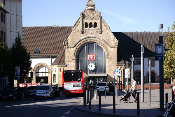 Central Station Worms Bus Road Traffic Front Main Train Station — Stock Photo, Image