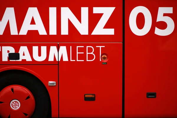 Mannschaftsbus Fsv Mainz Der Mannschaftsbus Des Fsv Mainz Bei Einem — Stockfoto