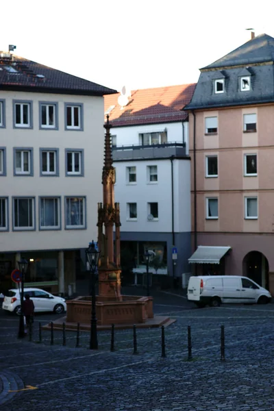 Aleja Aschaffenburg Placu Przed Muzeum Opactwa Kolegiacie Aschaffenburg — Zdjęcie stockowe