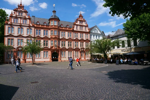 Gutenberg Museum Pedestrians Passers Well Restaurant Visitors Hintz Kuntz Front — Stock Photo, Image