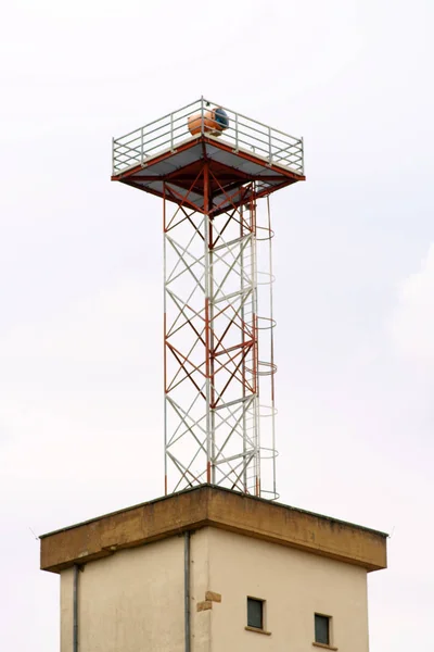 Torre Avvistamento Con Proiettore Torre Avvistamento Disuso Con Proiettore Area — Foto Stock