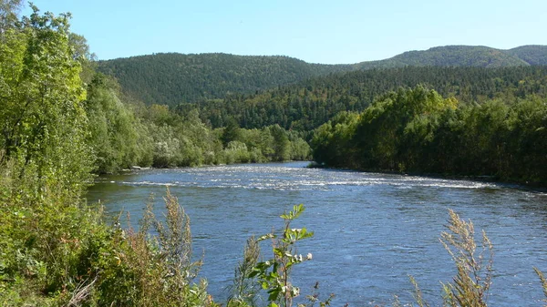 Calma Río Montaña Río Entre Montañas Río Contra Montañas —  Fotos de Stock