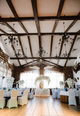 oda bir düğün için dekore