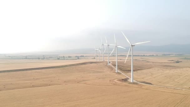 Luftaufnahme Eines Onshore Windparks Spanien Einem Sonnigen Tag — Stockvideo