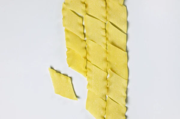 Dry Italian Pasta Called Pantacce White Background Rhombus Shaped Pasta — Stock Photo, Image