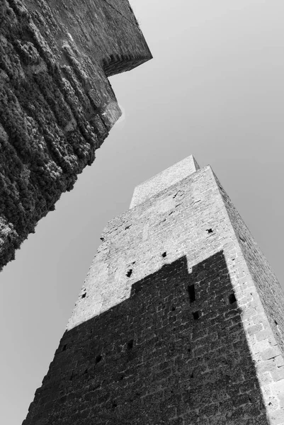 トスカーナ-イタリア-防衛塔 — ストック写真