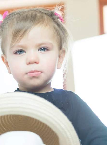 Portrait of a little girl with green eyes — Stock Photo, Image