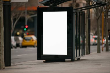 Boş açık hava reklam barınak