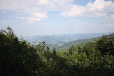 Dağların yüksek panoramik manzarası