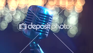 Retro şarkı için mikrofon