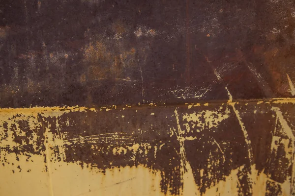 Eski Paslı Metal Yüzey Sarı Boya — Stok fotoğraf