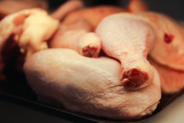 kasaplık tavuk drumsticks çiğ et