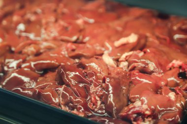 kasaplık bütün balık dondurulmuş çiğ et