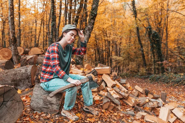 Preparation Heating Season Young Woman Axe Her Hands Sits Log — Stock Photo, Image