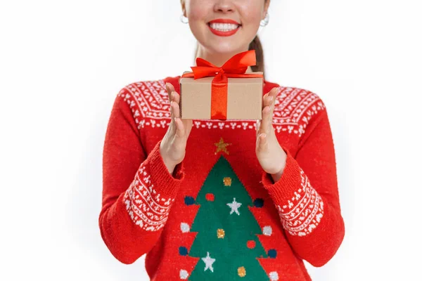 Close Portrait Young Smiling Woman New Year Sweater Who Holds — Stock Photo, Image