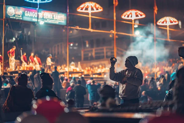 2019 Varanasi India Sagrada Ceremonia Religiosa Los Indios Religión Noche — Foto de Stock