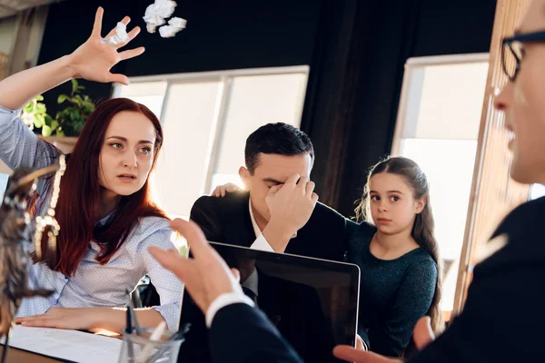 Madre Perdió Sus Derechos Tutela — Foto de Stock