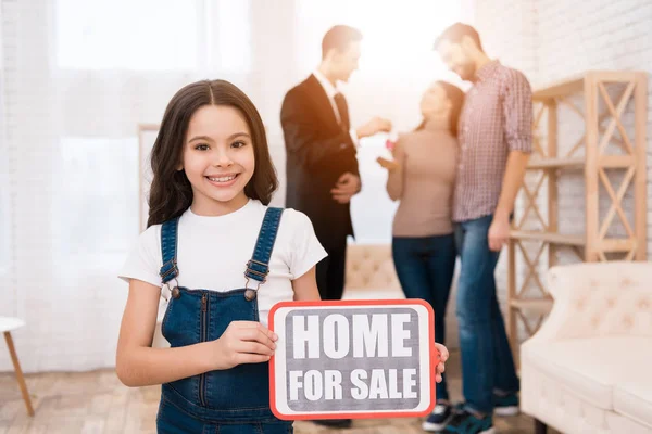 Girl Holding Sign Home Sale Real Estate Agency — Stock Photo, Image