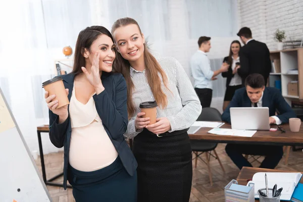 Two Young Girls Spreading Gossip Coffee Break Office — Stock Photo, Image