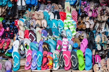 flip flop arka plan, Filipinler piyasada birçok farklı renkli ayakkabı
