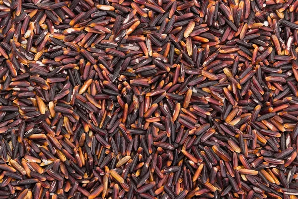 Arka planını çiğ siyah pirinç yakın çekim