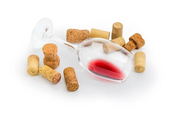 Bicchiere Vino Sdraiato Sul Suo Lato Con Una Piccola Quantità — Foto Stock