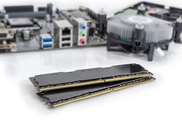 Due Moduli Memoria Sdram Ddr4 Utilizzati Nei Computer Desktop Workstation — Foto Stock