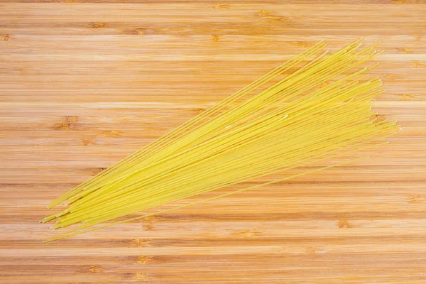 Vista Dall Alto Del Fascio Della Pasta Cilindrica Sottile Lunga — Foto Stock