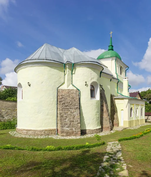 Medieval Holy Apostles Peter and Paul Church, Kamianets-Podilskyi city, Ucrania —  Fotos de Stock