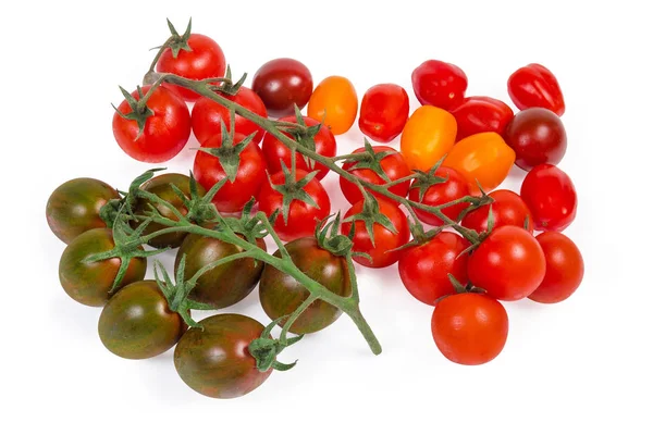 Berbagai macam tomat ceri segar yang berbeda pada latar belakang putih — Stok Foto