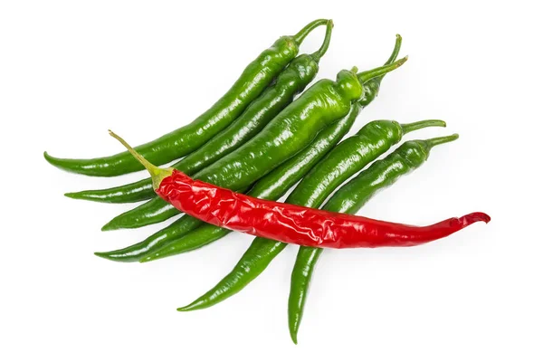 Friss zöld és piros chili fehér háttéren — Stock Fotó