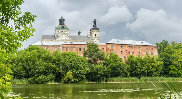 Były Klasztor Ufortyfikowany Zakonu Karmelitów Bóskich Xvii Wieku Panoramiczny Widok — Zdjęcie stockowe