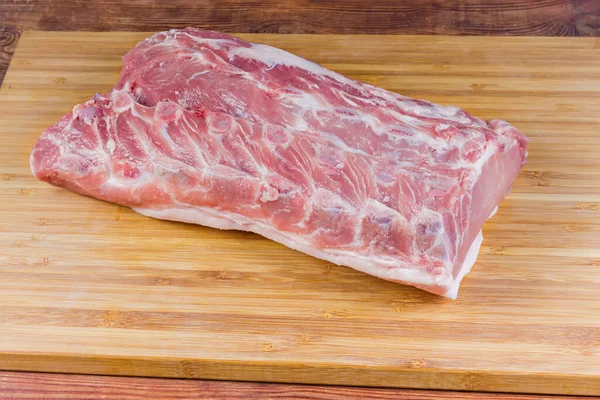 Grande Parte Lombo Porco Fresco Não Cozido Com Pequenas Partes — Fotografia de Stock