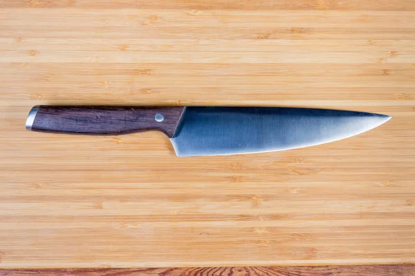 Cocina Acero Inoxidable Cuchillo Chef Grande Tabla Cortar Bambú Madera —  Fotos de Stock