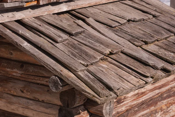 Старая Ремесленная Деревянная Крыша Горного Отступления — стоковое фото