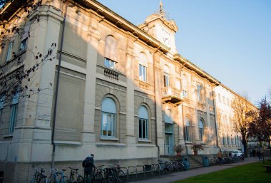 Bilim ve Teknoloji Üniversitesi Mühendislik ve mimarlık iç tarafında