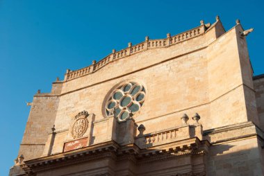 Minorca adasının Ciuttadella ana kilisesinin üst kısmı