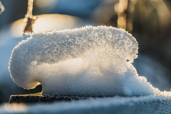 Egy Kis Hófúvás Fehér Fénnyel Sárga Napfény Bokeh Naplemente Van — Stock Fotó