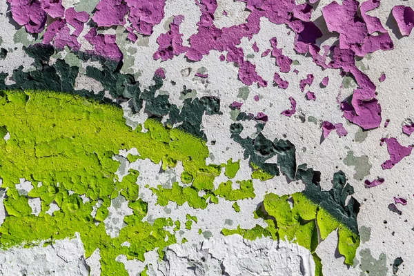 Beautiful horizontal texture of part of shabby old concrete wall painted in white and pink and green blue color with holes on the photo — Stock Photo, Image