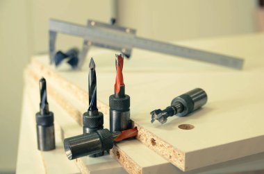 Mobilya üretim yakın çekim için parçalar kurulu Sunta kesme