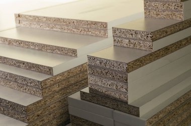 Yönetim Kurulu Sunta parçalar kesip