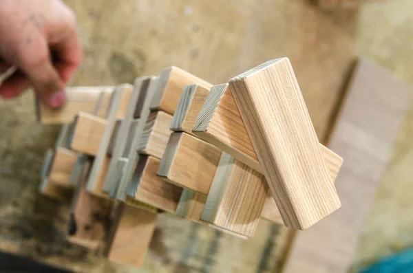 Bastoncini di legno di faggio per gioco di famiglia primo piano — Foto Stock